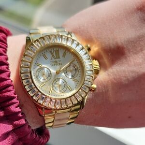 Invicta Gold-Tone Women’s Watch with Crystal Bezel Rare Design